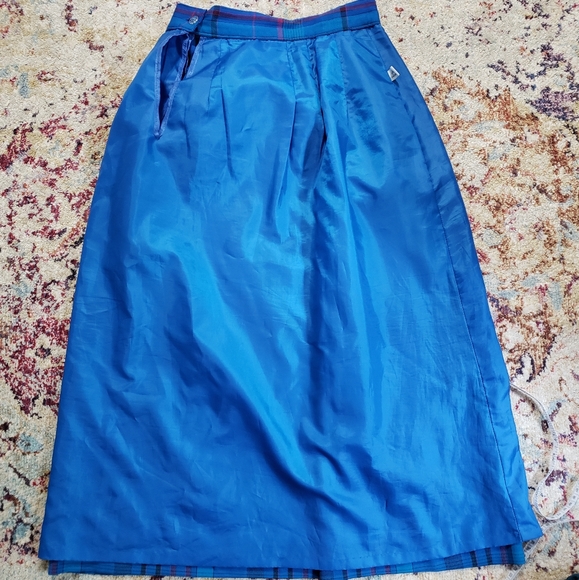 Sold - Pendleton Wool Skirt with Pockets - Picture 14 of 15